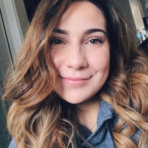 Meet your Posher, Claudia